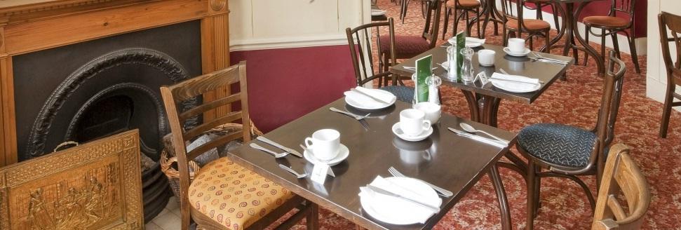 King'S Head Hotel By Greene King Inns Wimborne Minster Bagian luar foto