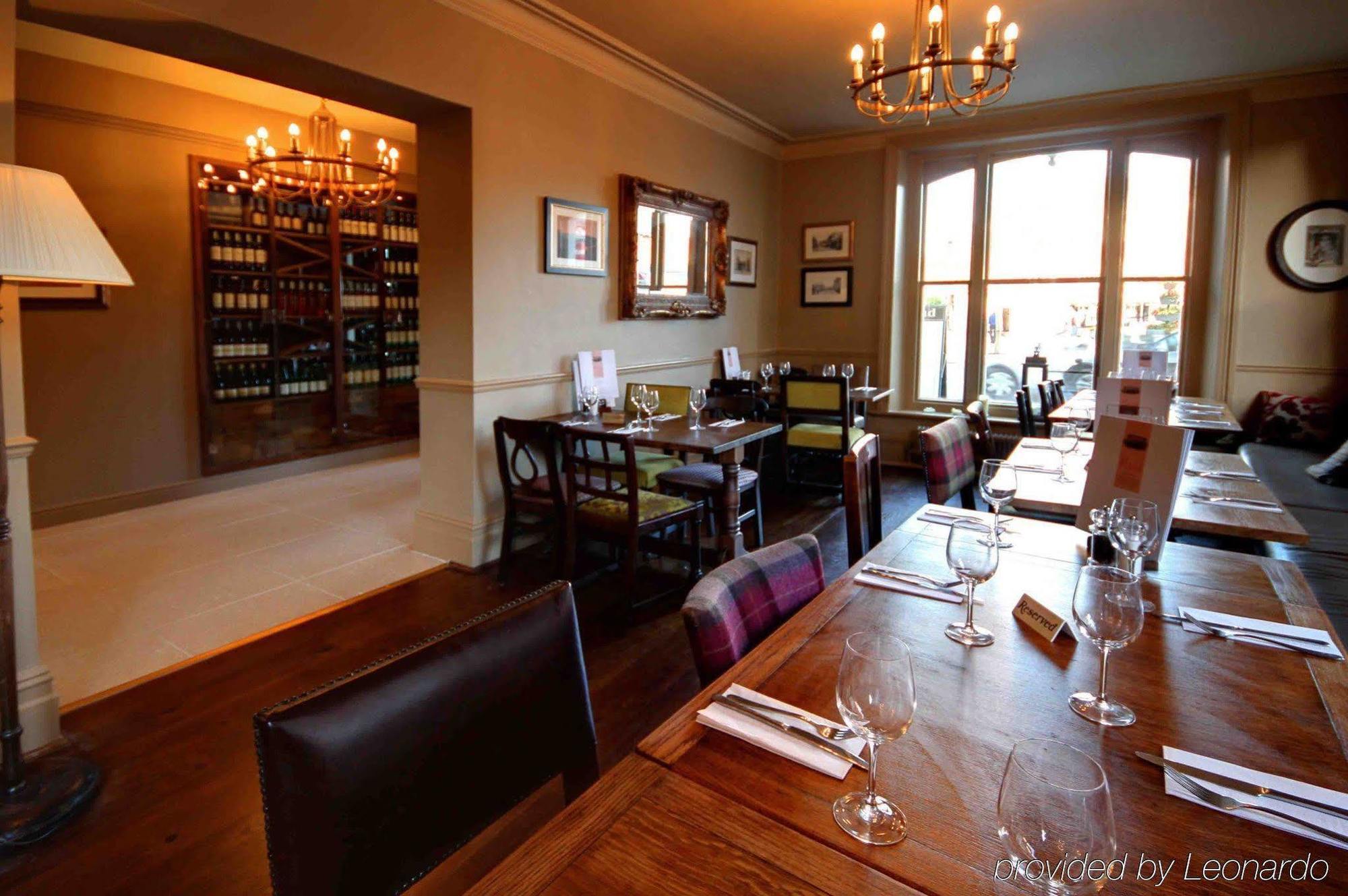 King'S Head Hotel By Greene King Inns Wimborne Minster Bagian luar foto